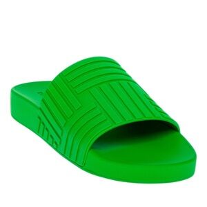 NWT Bottega Veneta Green Slides